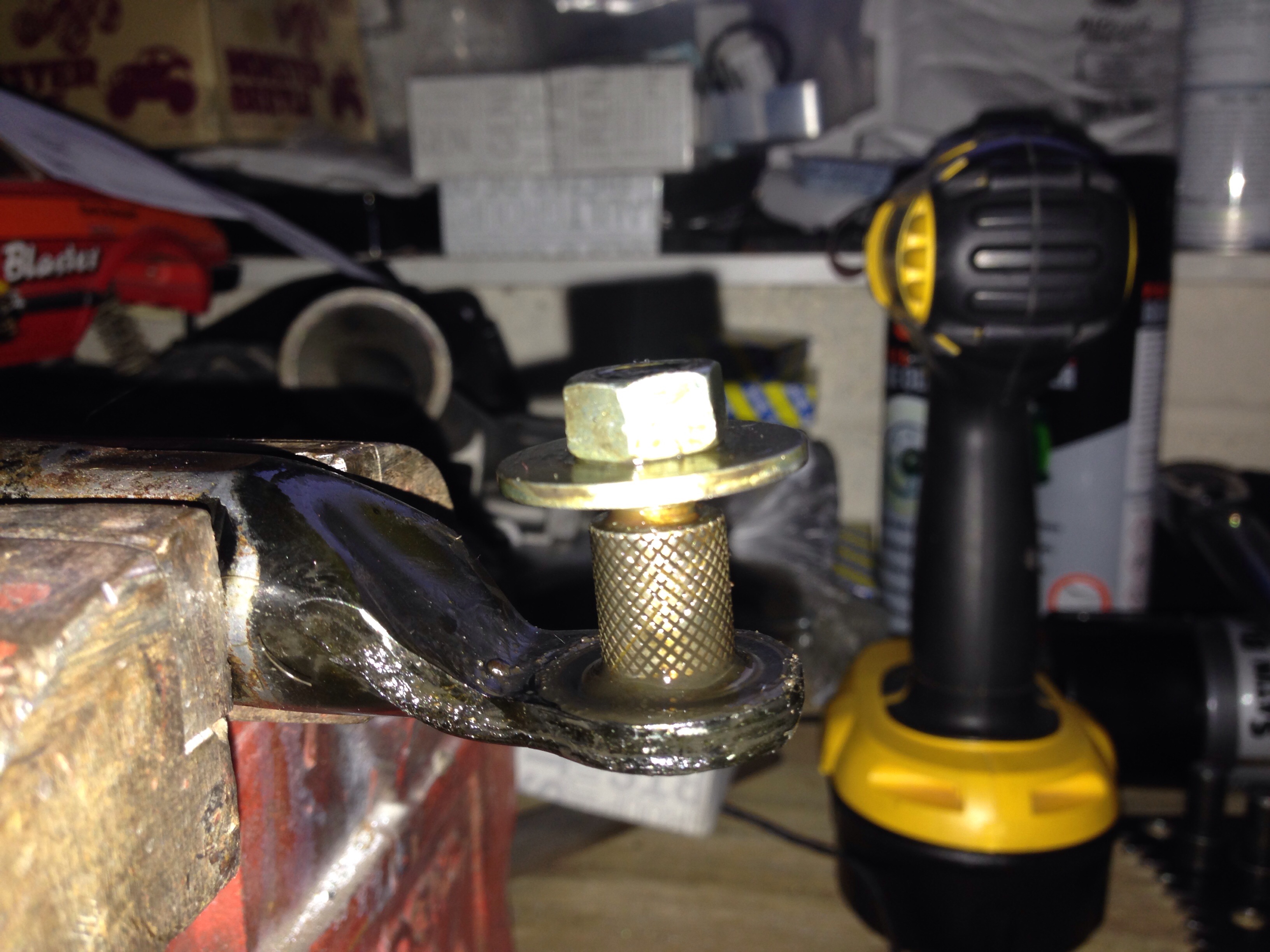 leaking selector seal, gearbox leak fix